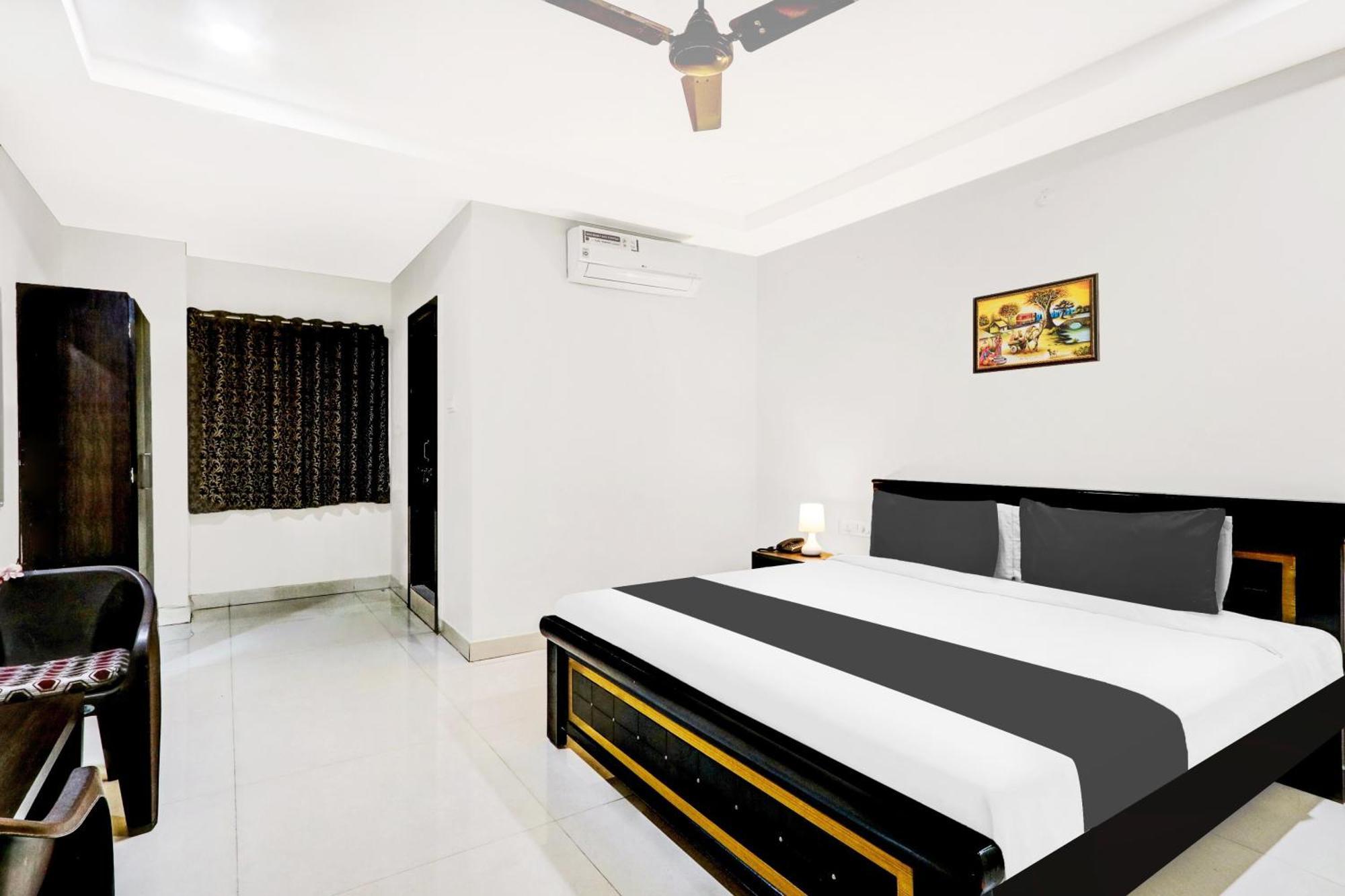 Super Townhouse Daba Garden Road Hotel Visakhapatnam Exterior photo